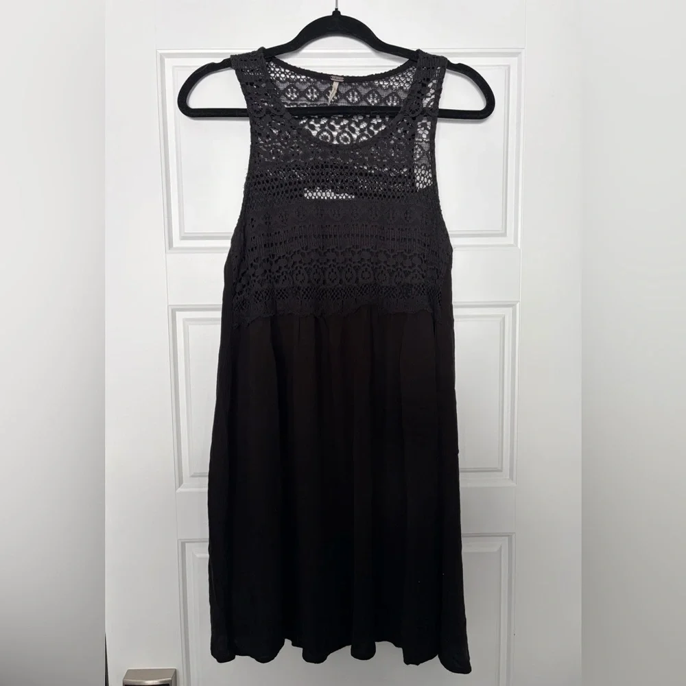 Harlow Black Lace Dress or Cover up - Picture 1 of 3